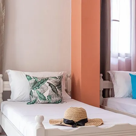 43 - Central, Access Apartamento Himarë