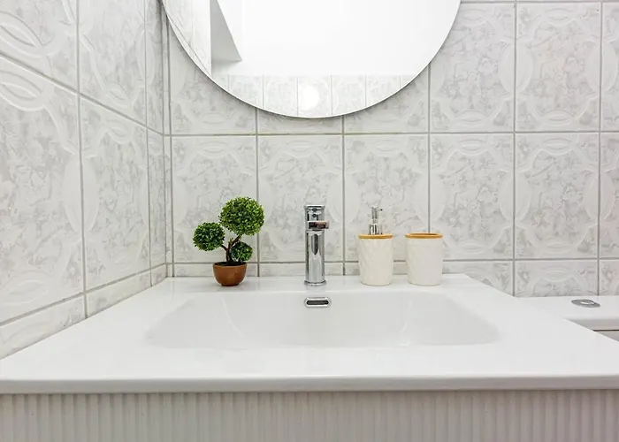 43 - Central, Access *